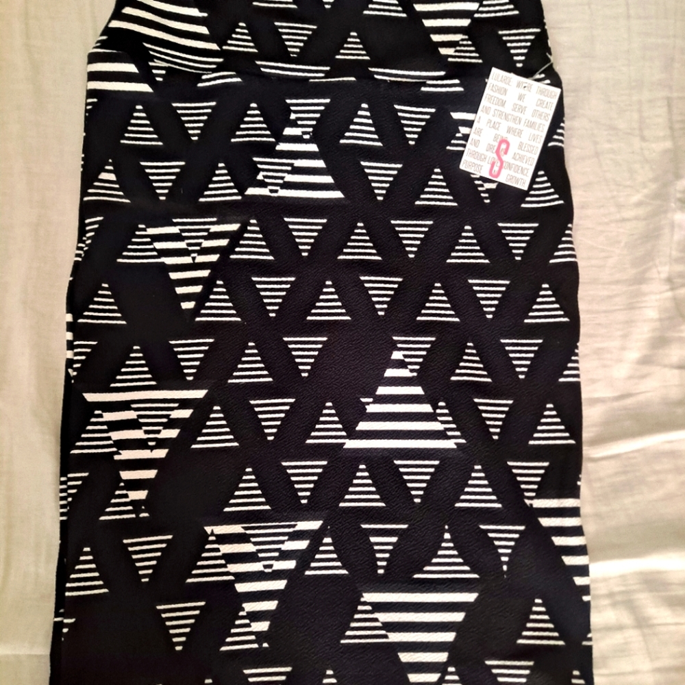 Lularoe Cassie